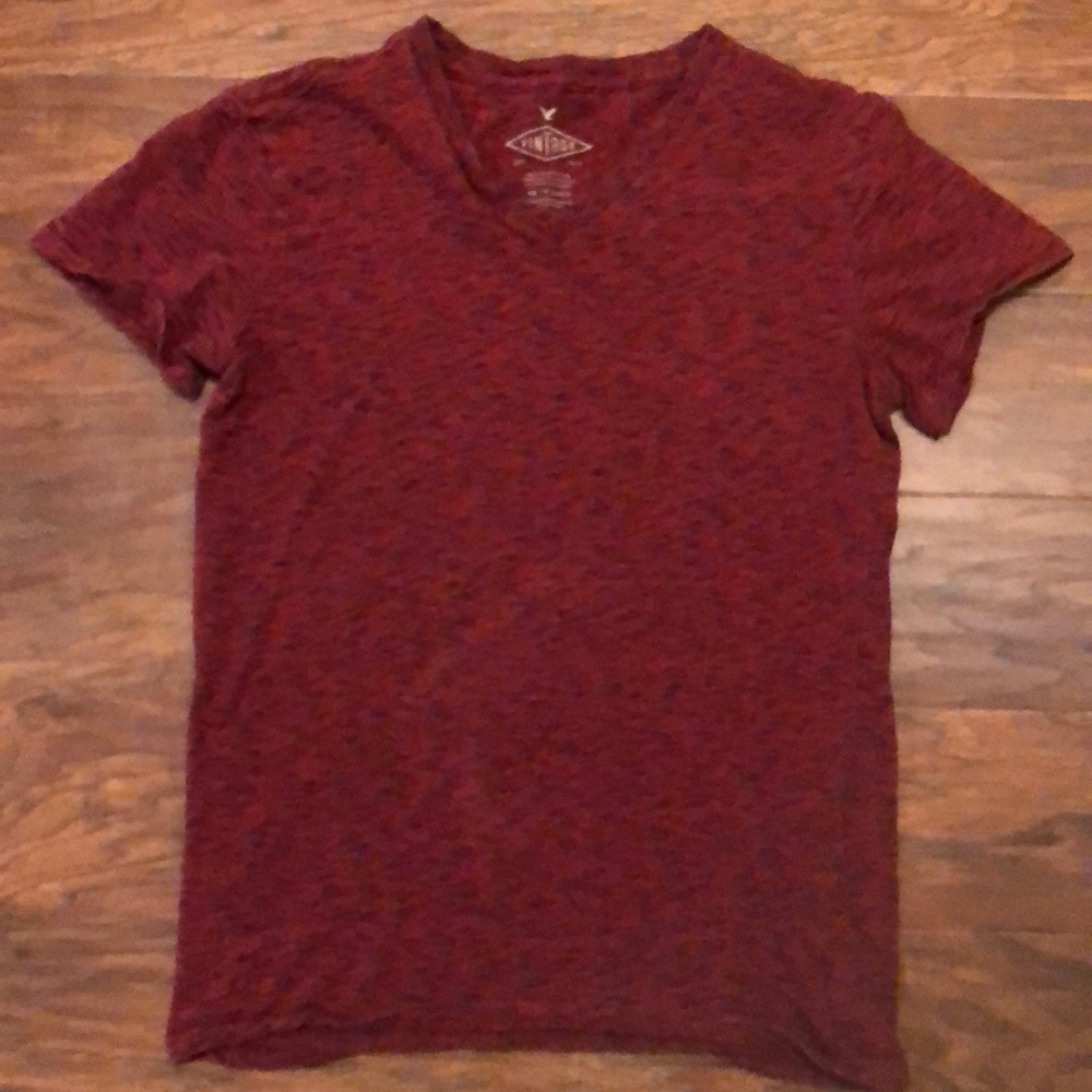 American eagle V-neck tee